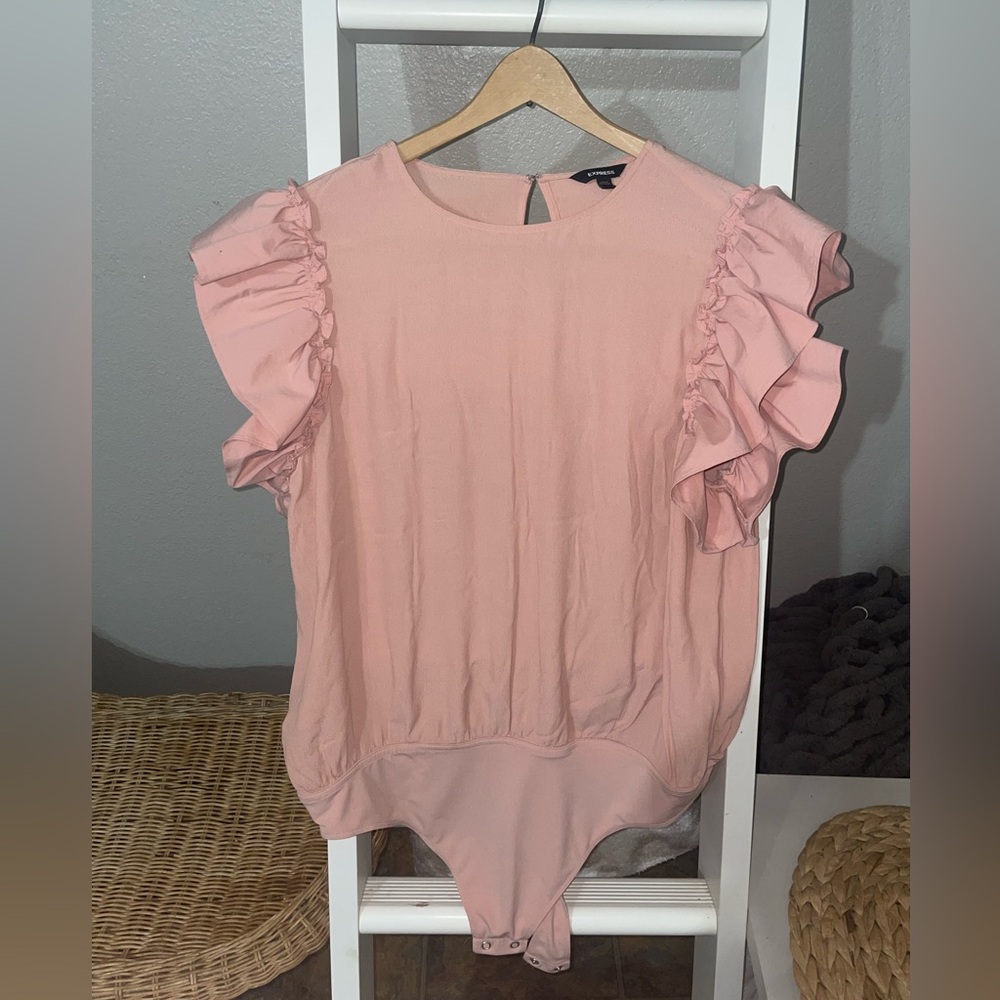 Express Ruffle Sleeve Bodysuit – XL NWOT